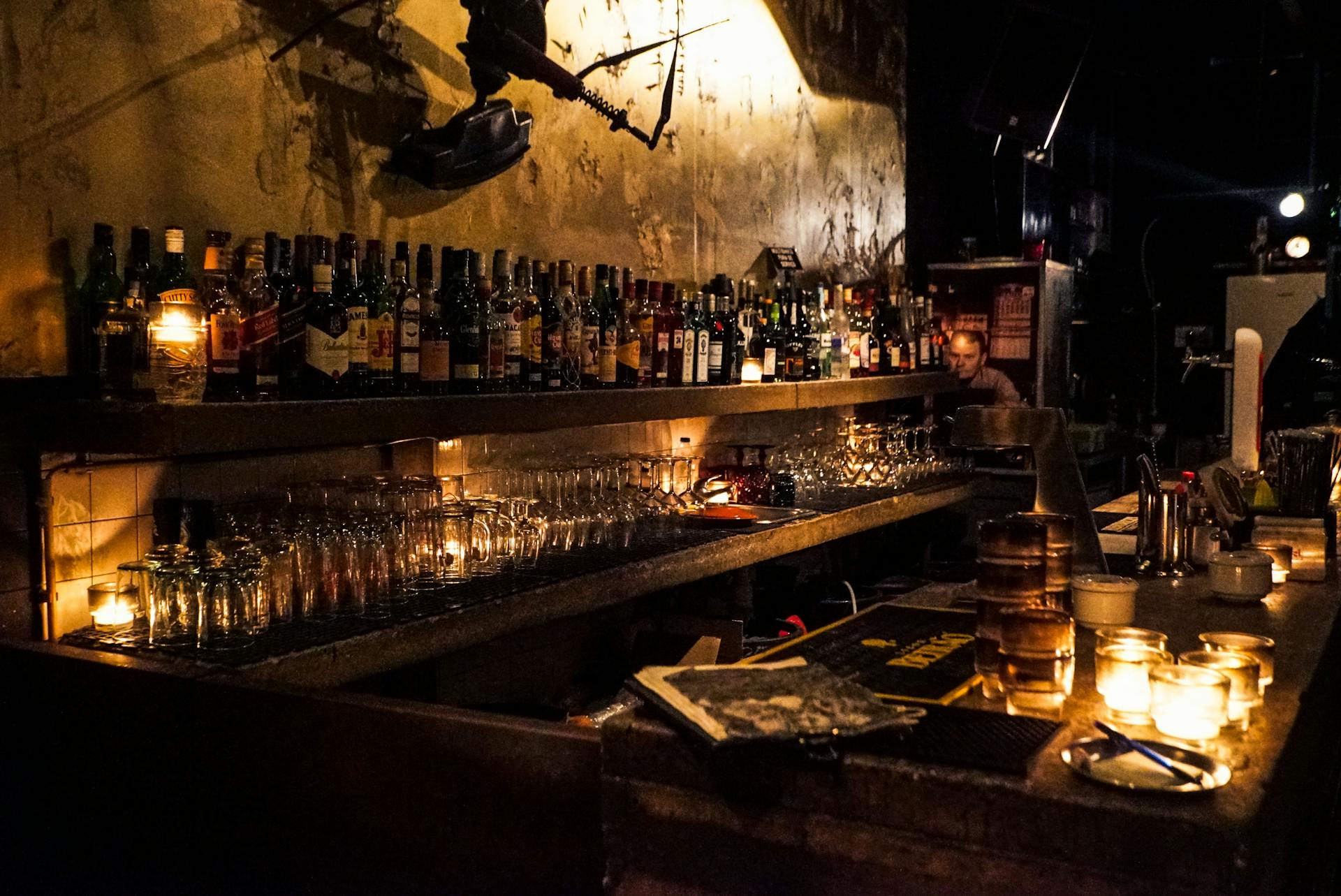 Whiskey in the Jar: Thin Lizzy vs. Metallica