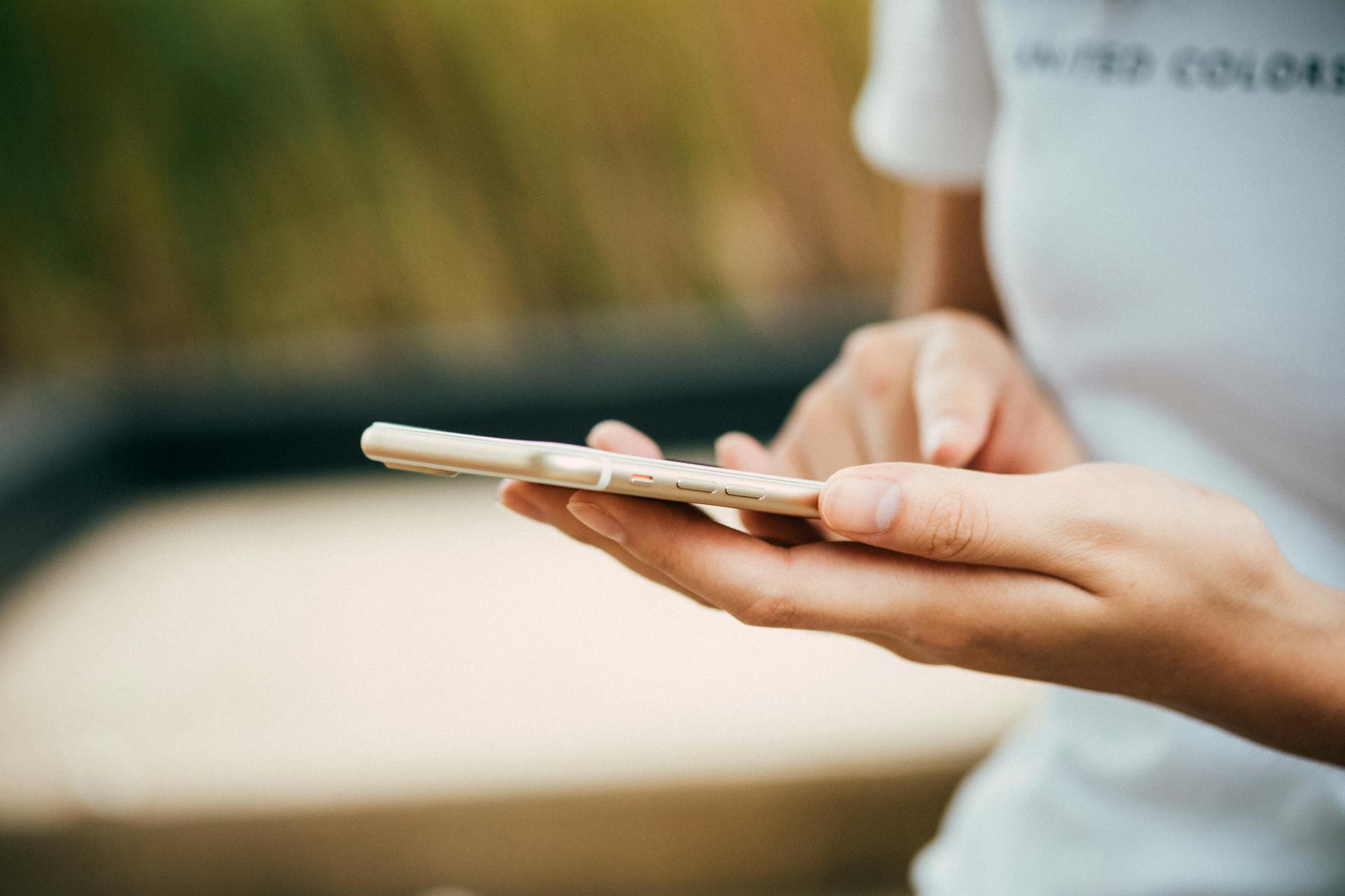 Essential Media Literacy Skills for the AI Content Era
